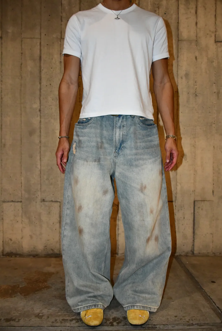 MUD/PAINT SPLATTER DENIM JEANS